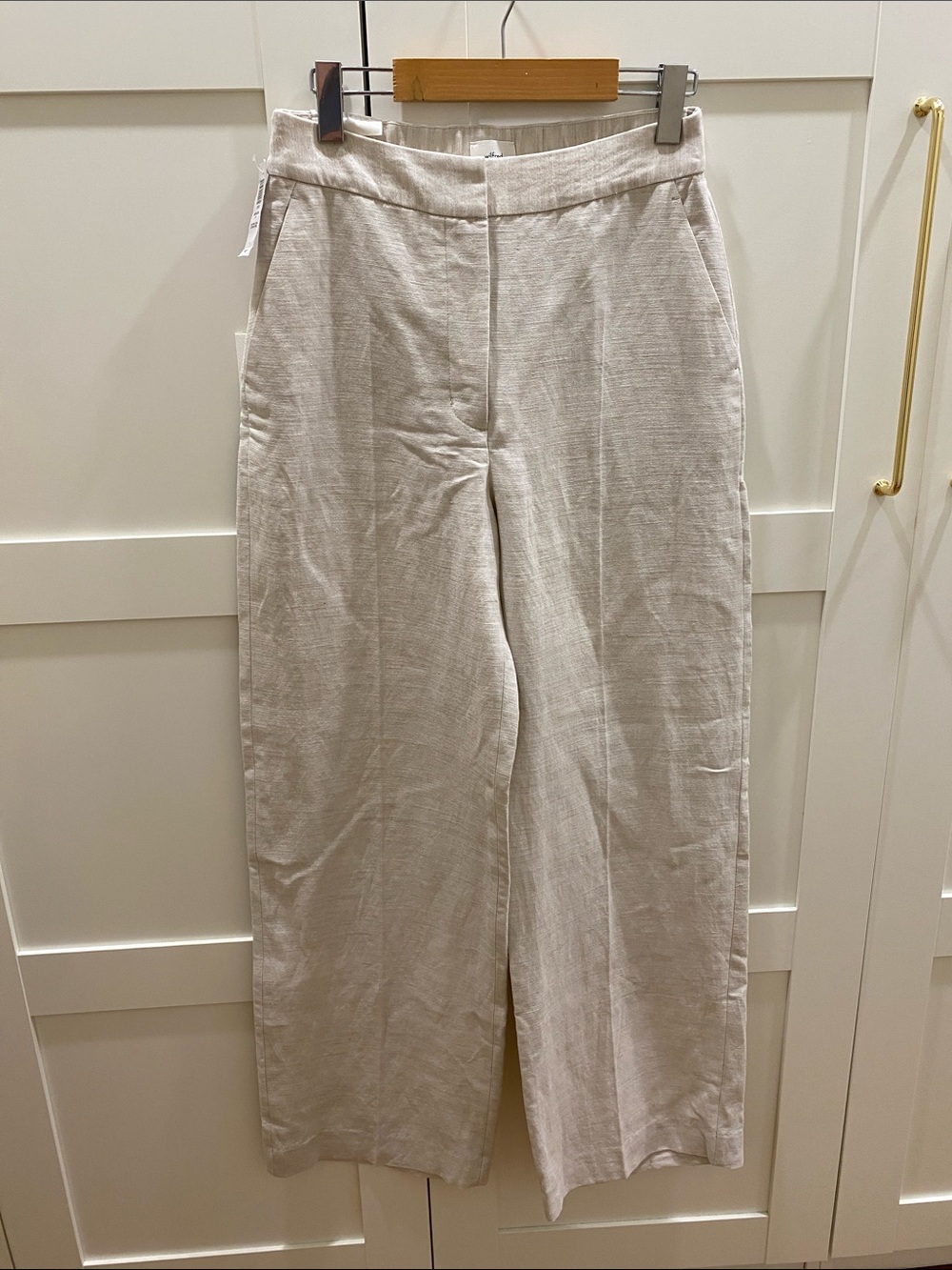 Wilfred / Aritzia LIMITLESS Natural Ecru Wide-Leg linen blend dress pants